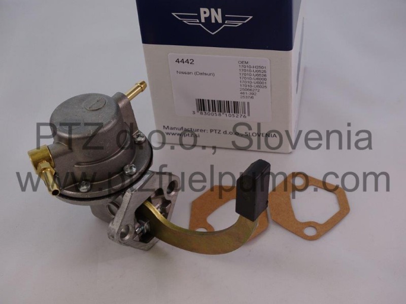 PN 4442 - Nissan Datsun Bluebird 610,620 pompe a essence